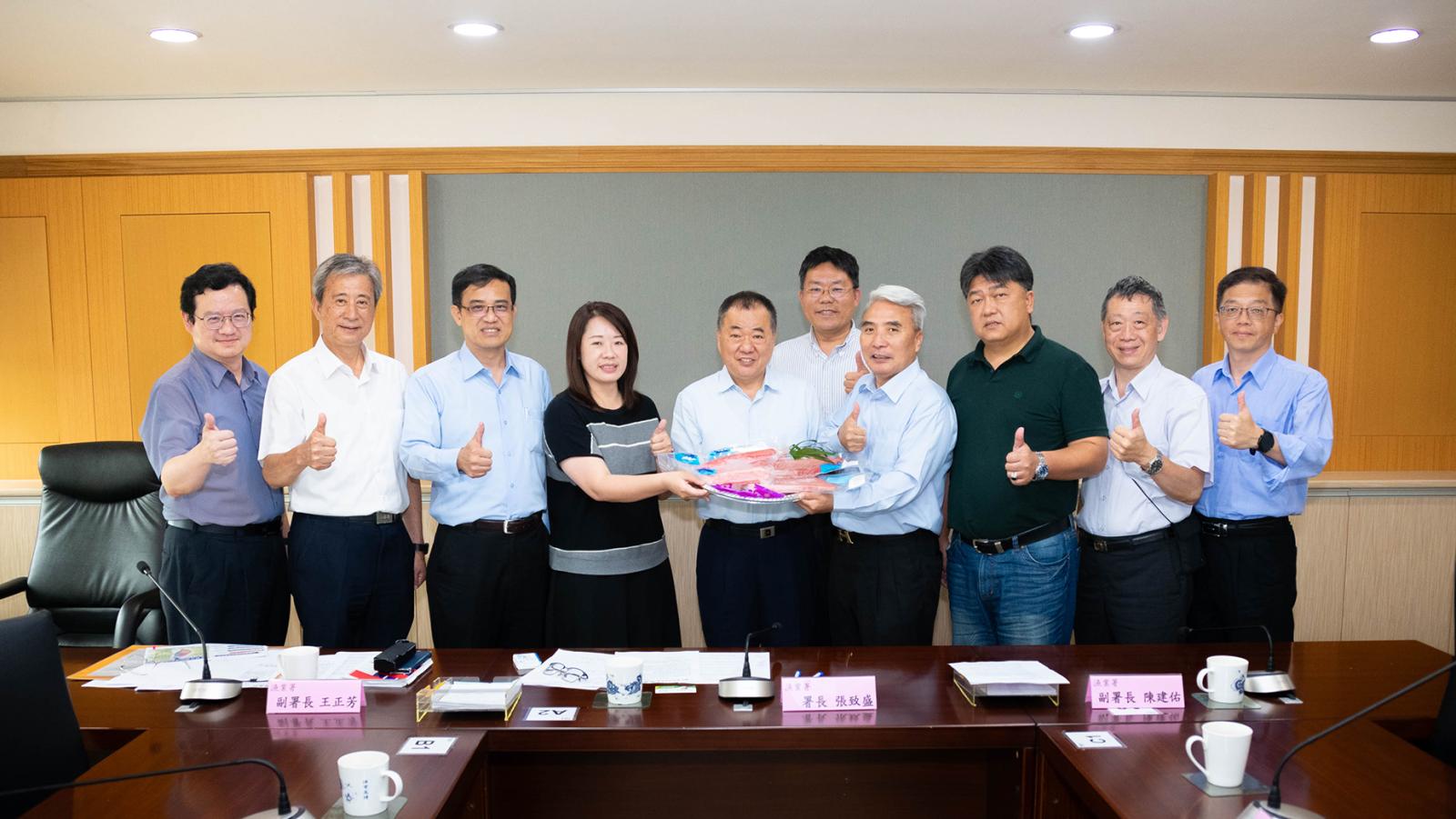 4_漁業署、全國漁會、東港區漁會、蘇澳區漁會及新港區漁會聯合邀請國人品嚐黑鮪正當時