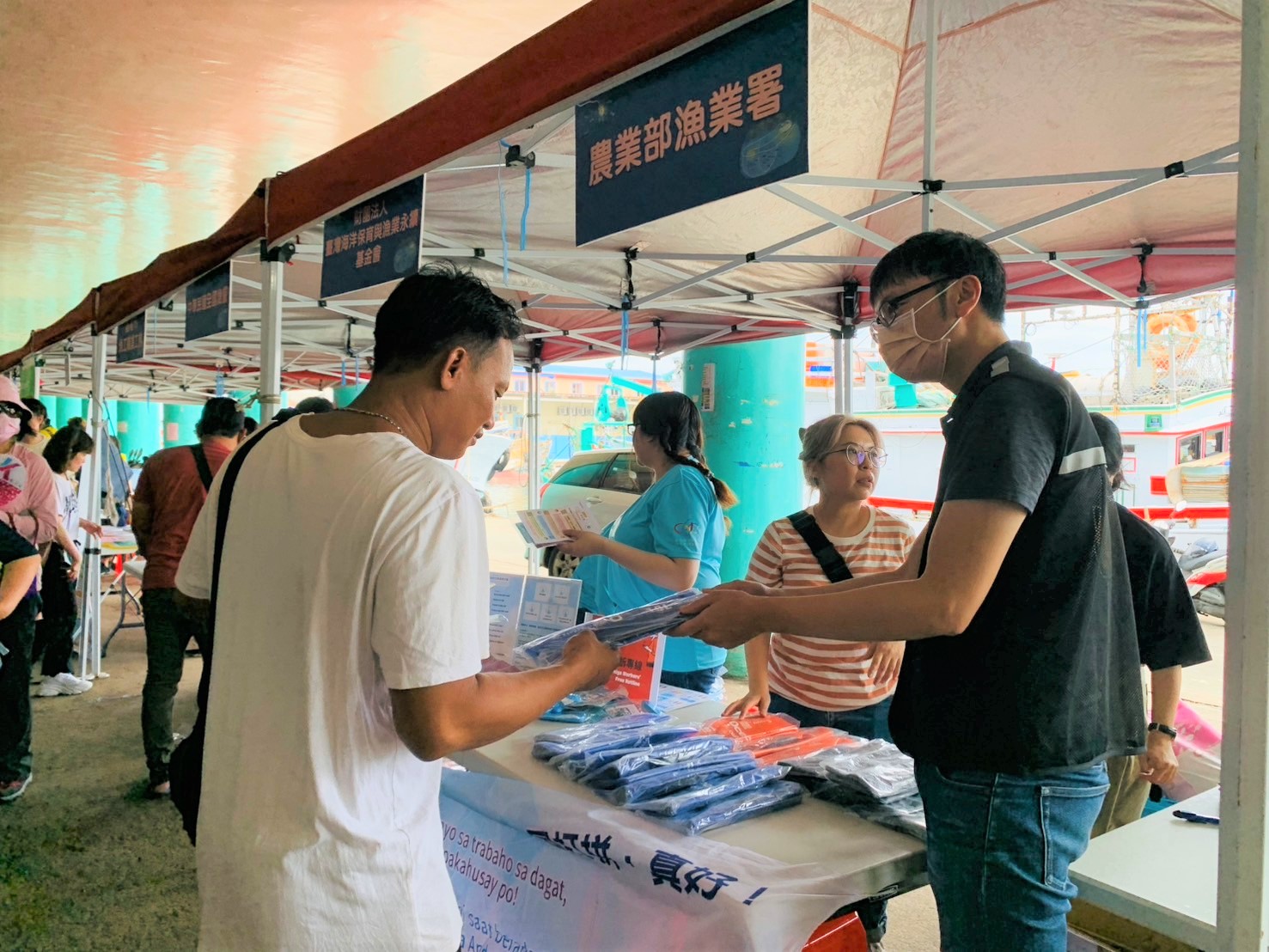 6_現場園遊會活動及各式攤位-3