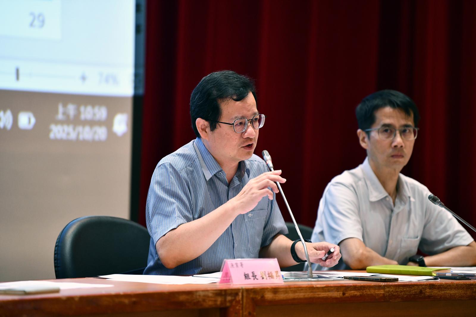 沿近海漁業組劉福昇組長說明